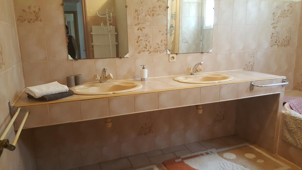 Chambres d'hôtes d'Evelyne Pluneret Extérieur photo